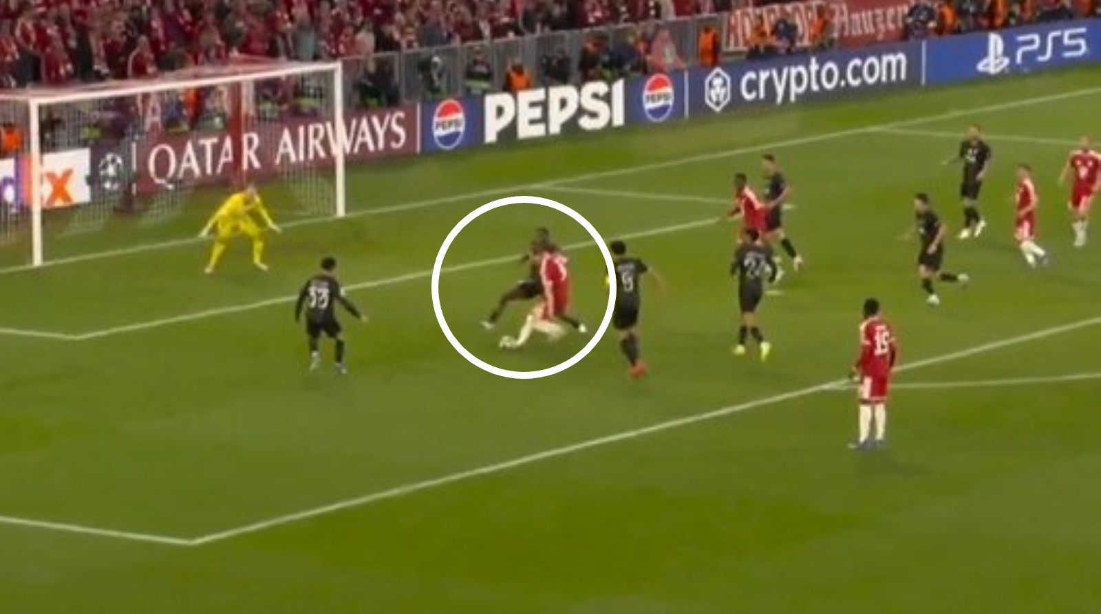 Kane trafił pod poprzeczkę. To był gol na otarcie łez [WIDEO]