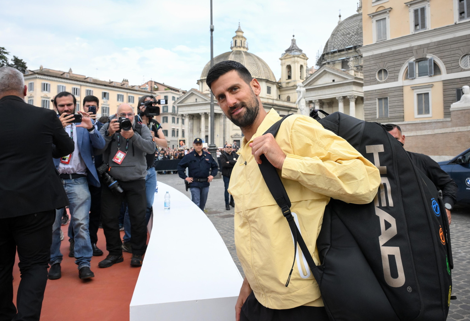 Novak Djoković wraca do gry. Serb studzi nastroje