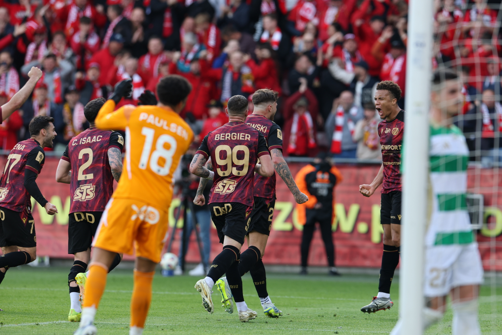 PKO Ekstraklasa. Arcyważny mecz na dole tabeli, padły aż 4 gole
