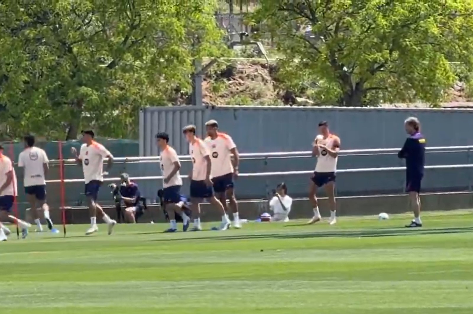 Świętowanie się przedłużyło. Trening FC Barcelony opóźniony