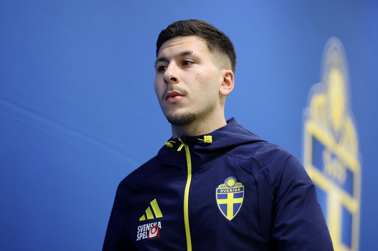 Sensacyjny przeciek. Piłkarz Barcelony stracił mundial przez... mecz z Polską?