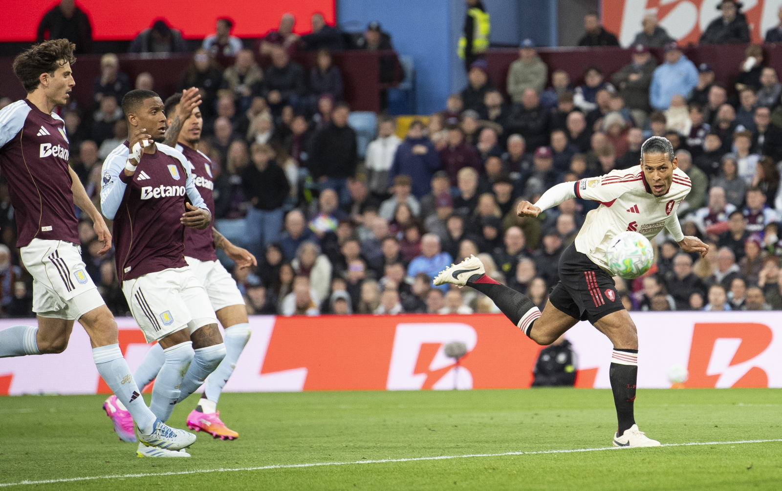 Aston Villa górą w hicie Premier League