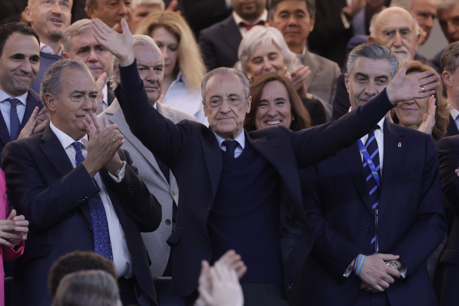 Szok! Taka kara grozi Florentino Perezowi