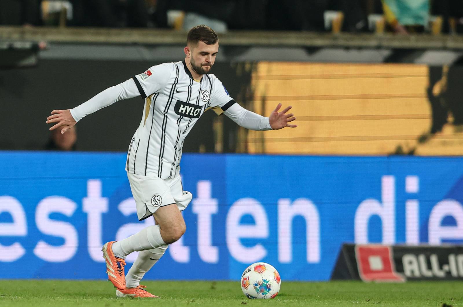 Skazywali ich na spadek, a oni awansowali do Bundesligi. Polak zabrał głos