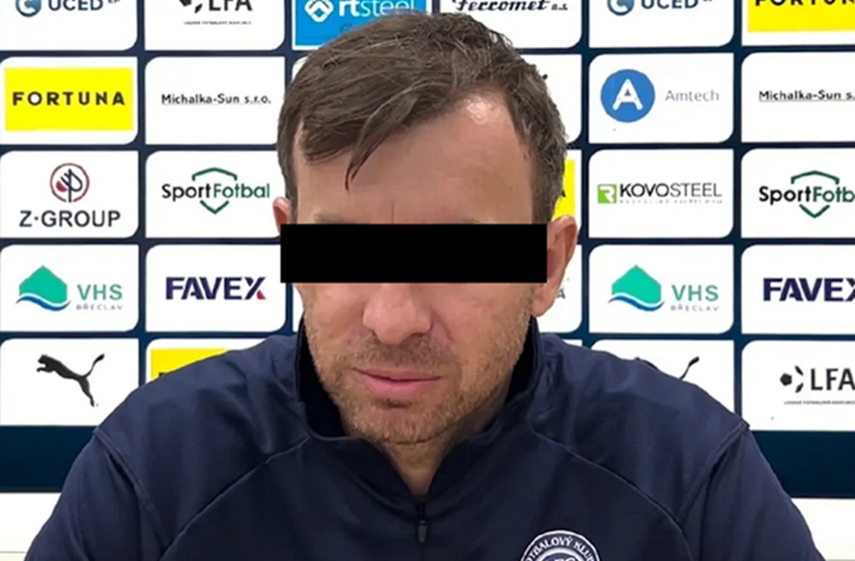 Trener nagrywał piłkarki pod prysznicem. UEFA nie miała litości