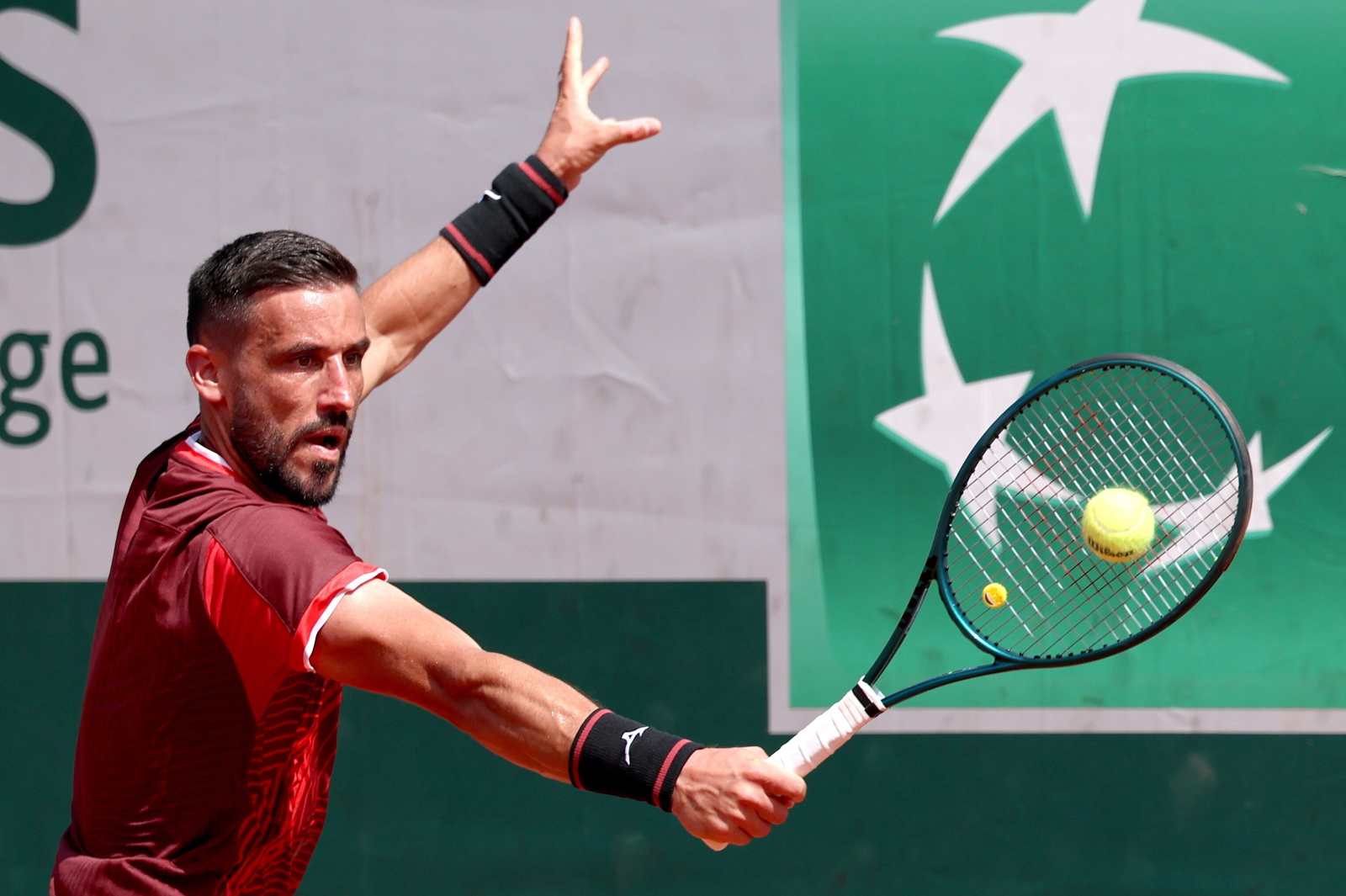 Dzumhur reaches Umag ATP final after eight years, faces Merida