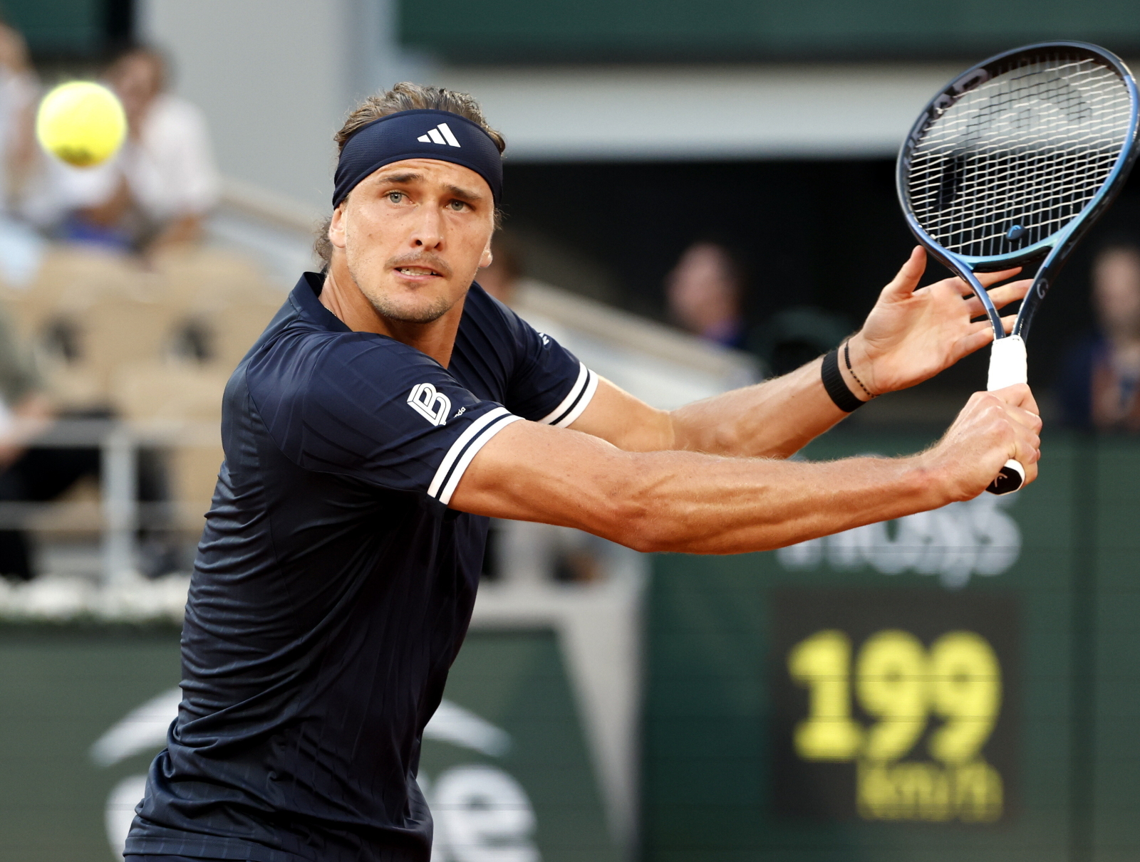 Jakub Mensik - Alexander Zverev. Gdzie oglądać półfinał Rolanda Garrosa? O której?