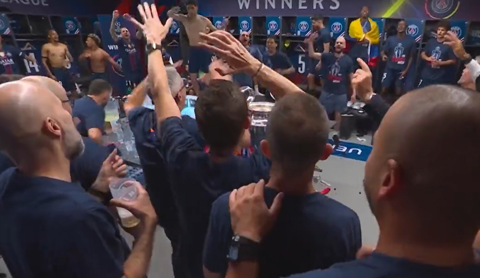 Działo się w Budapeszcie. Jest nagranie z szatni PSG