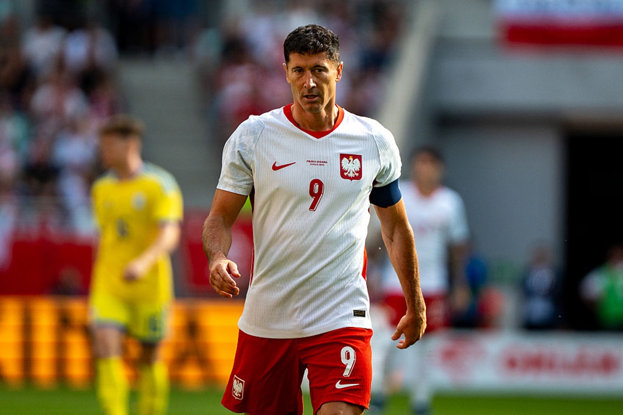 Strzelił 90. gola w reprezentacji. Lewandowski spada w rankingu