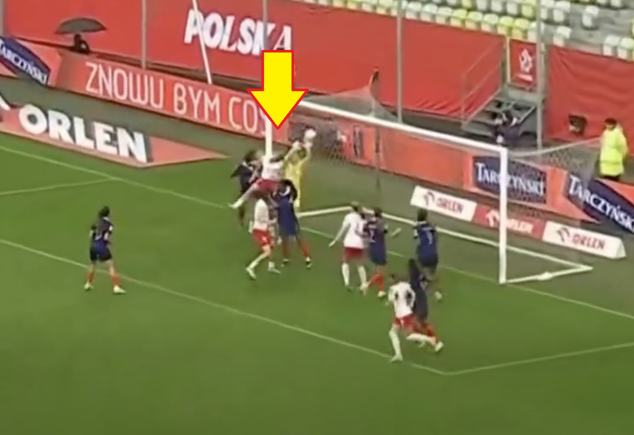 Przez moment była sensacja. Gol Polek słusznie nieuznany?