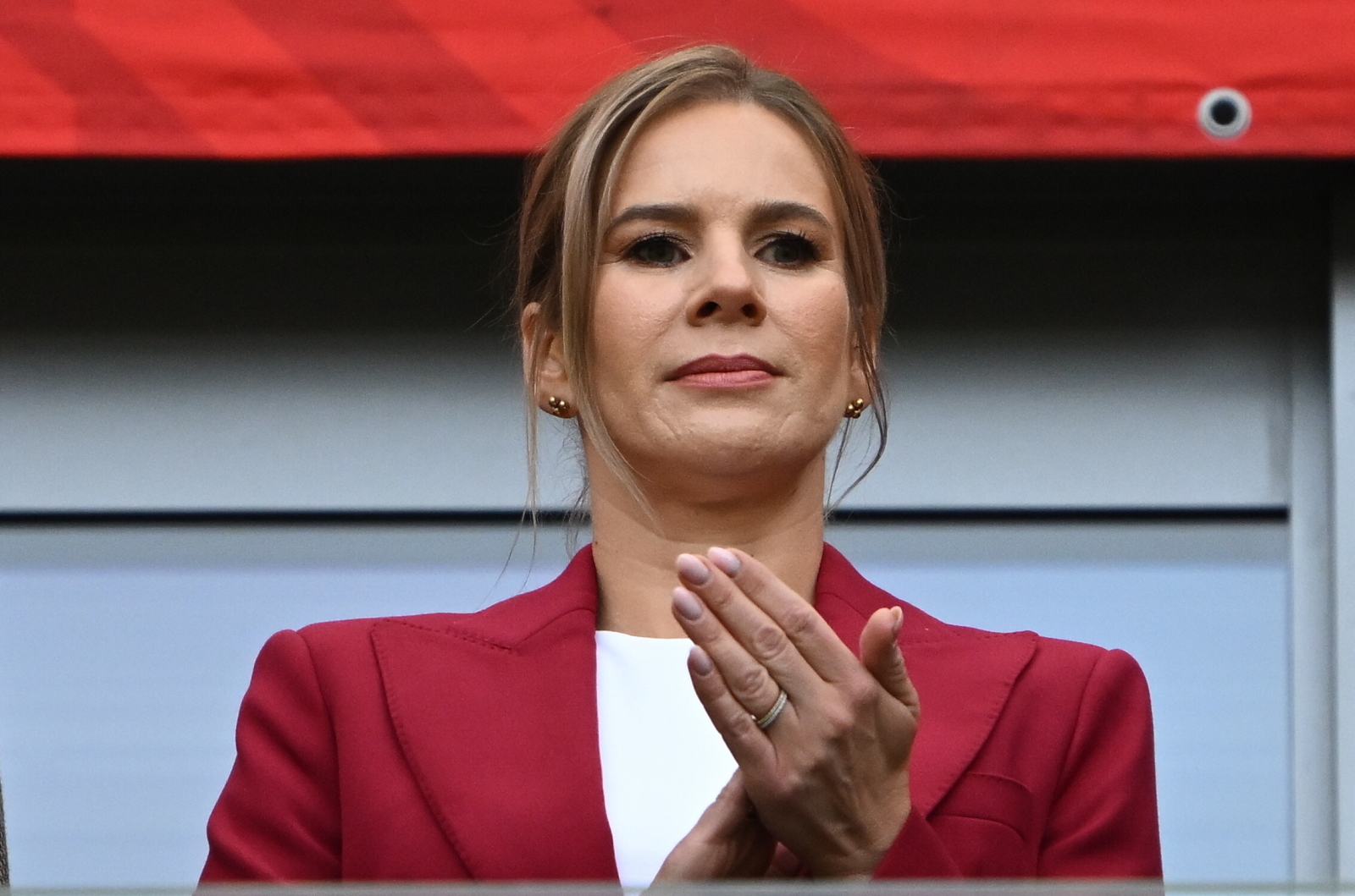Pierwsza dama na trybunach. Kibicowała piłkarkom