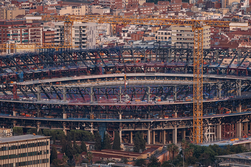 FC Barcelona ma problem. Kończą się środki na przebudowę Camp Nou