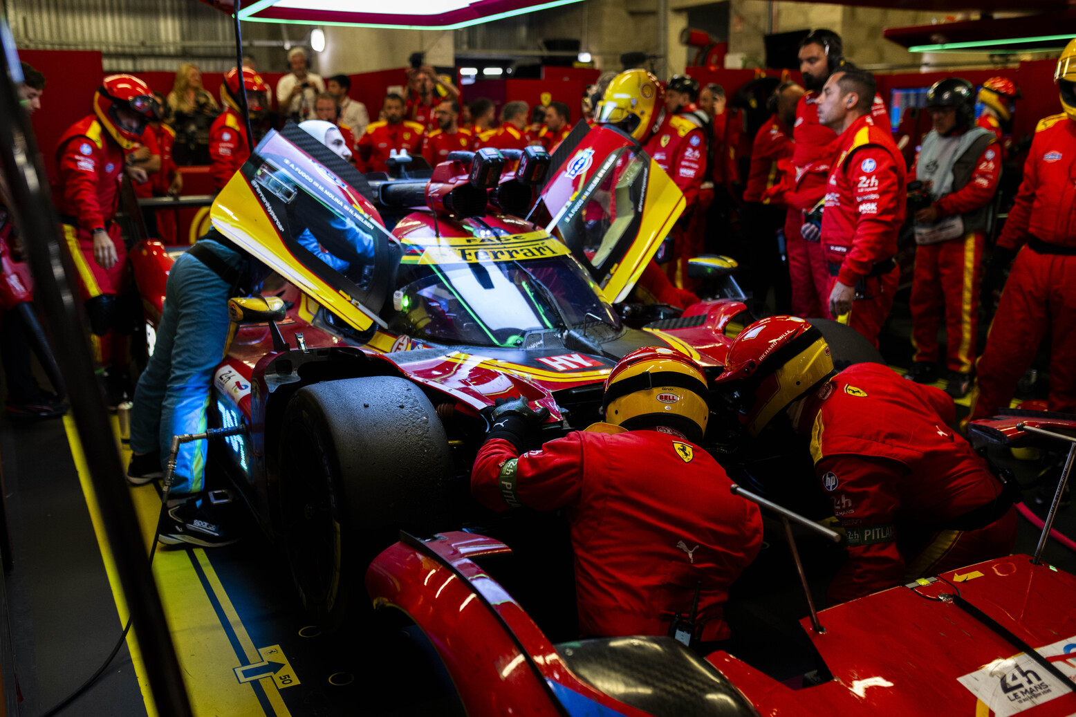 Dramat Ferrari w 24h Le Mans. Kuriozalna awaria
