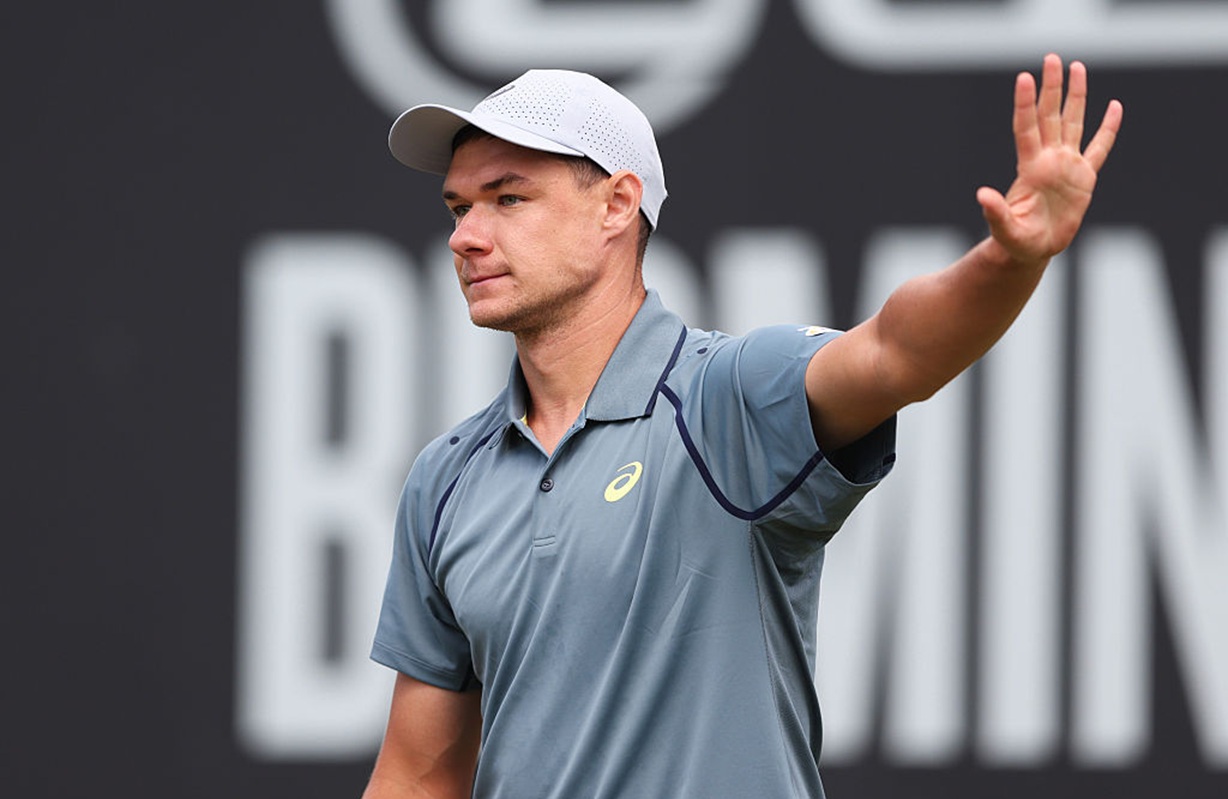 Majchrzak z pierwszym tytułem i nową "życiówką" w rankingu ATP