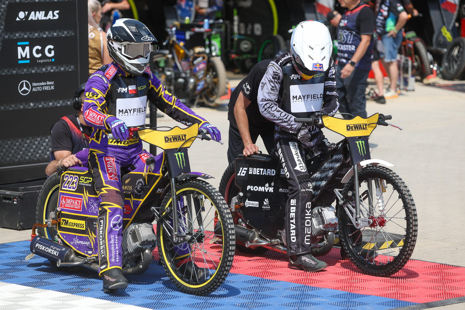 Żużlowa sobota. Gwiazdy zaczynają w Zielonej Górze cykl SEC. W Krośnie o medale, w Krakowie liga