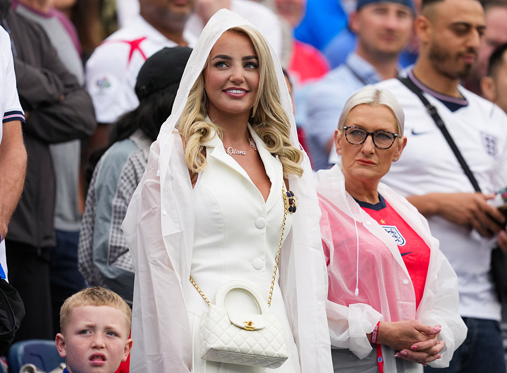 Błyszczała na trybunach. To żona gwiazdy mundialu