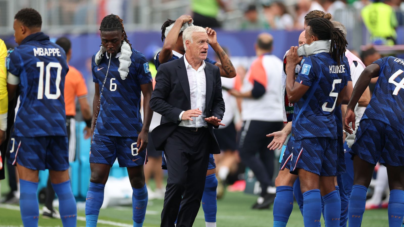 Francuzi chcieli uczcić pamięć. FIFA powiedziała "nie"
