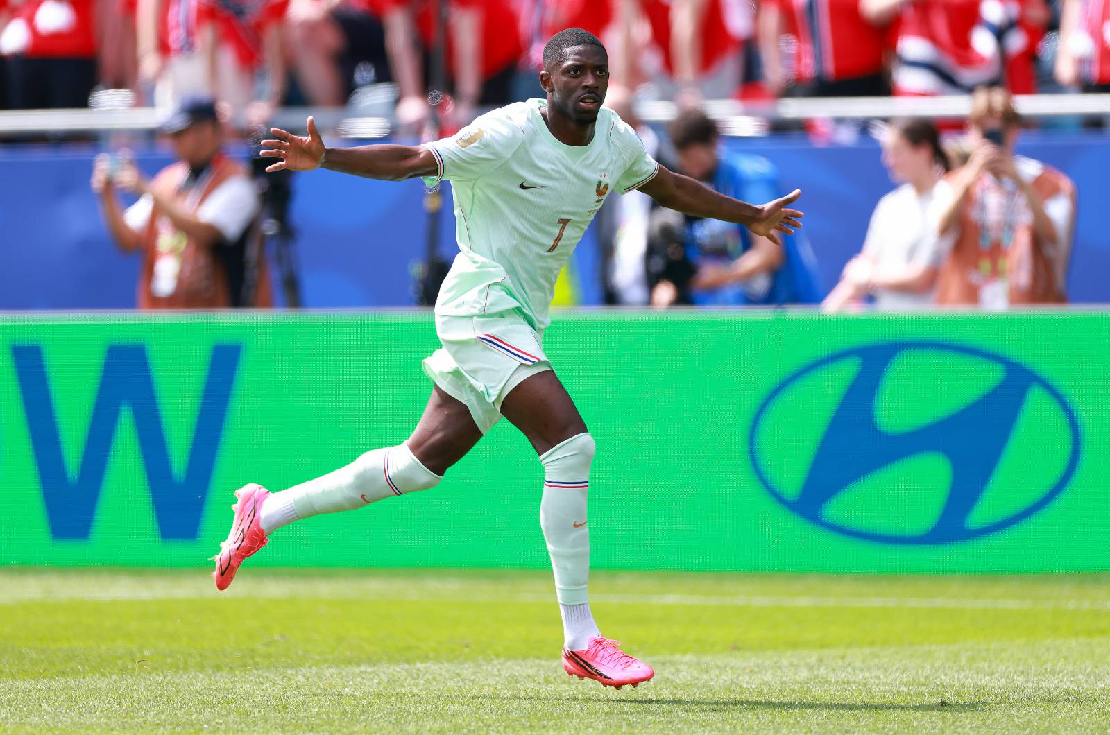 Dembele w elitarnym gronie. Kapitalny wyczyn