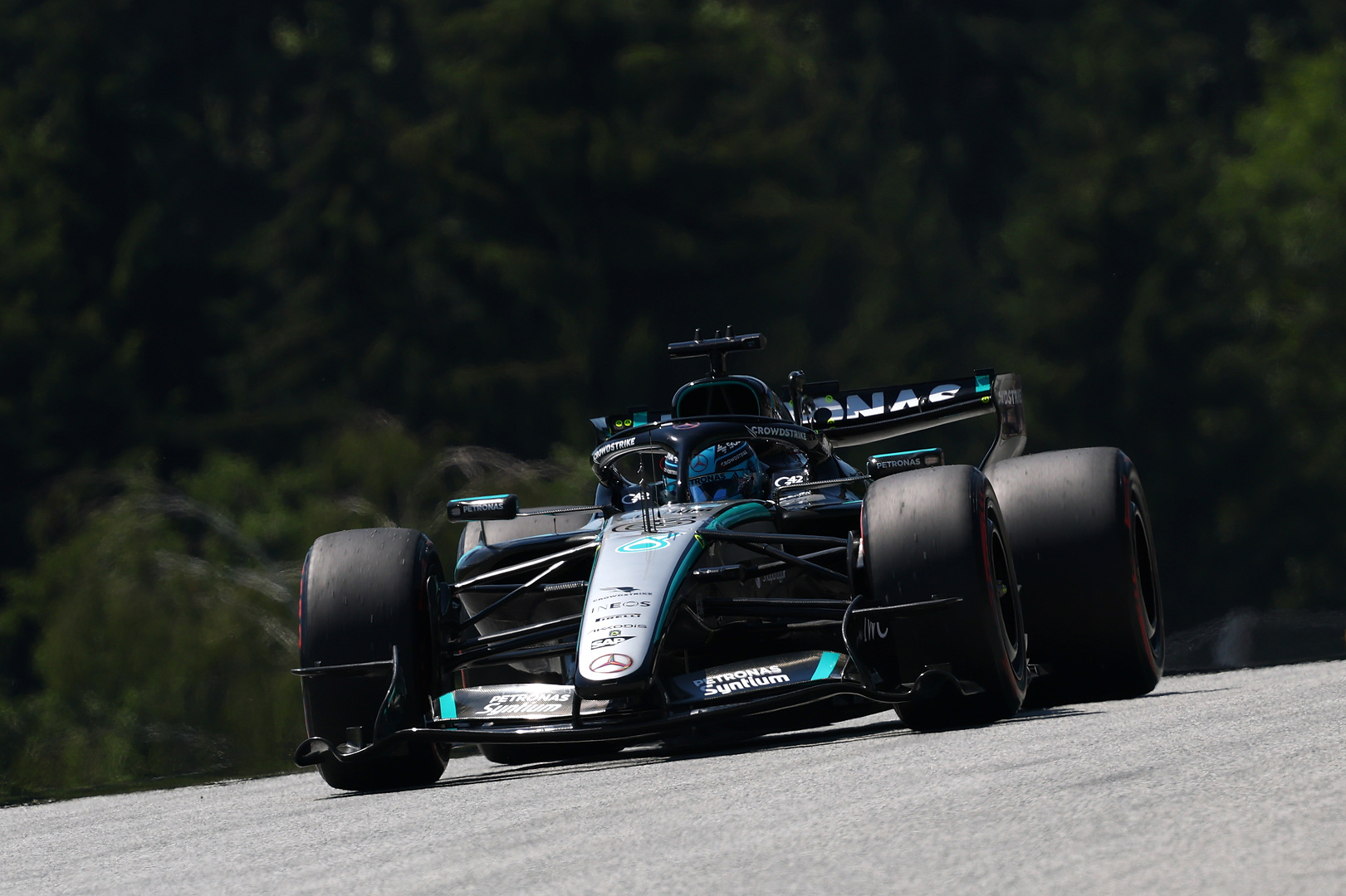 Mocne uderzenie Mercedesa w F1. Hamilton włączy się do gry?