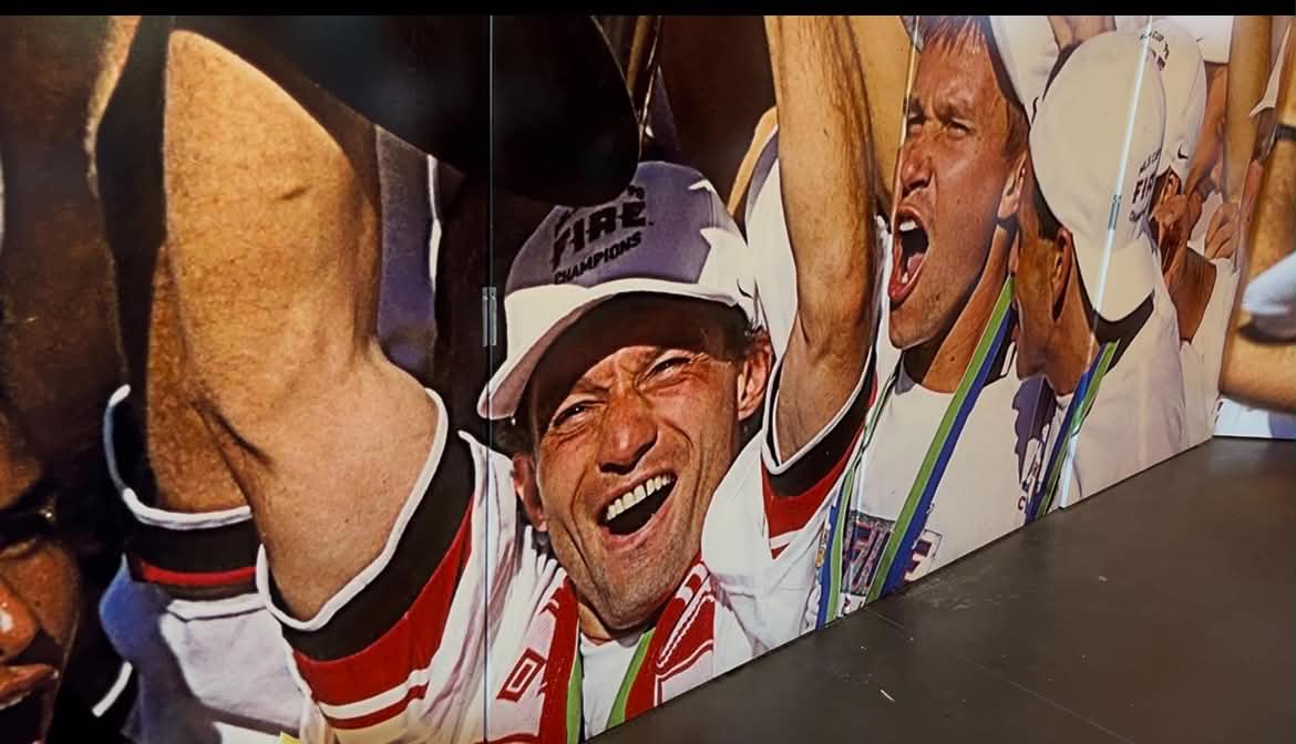Polak legendą w nowym klubie Roberta Lewandowskiego. Jest na ścianach