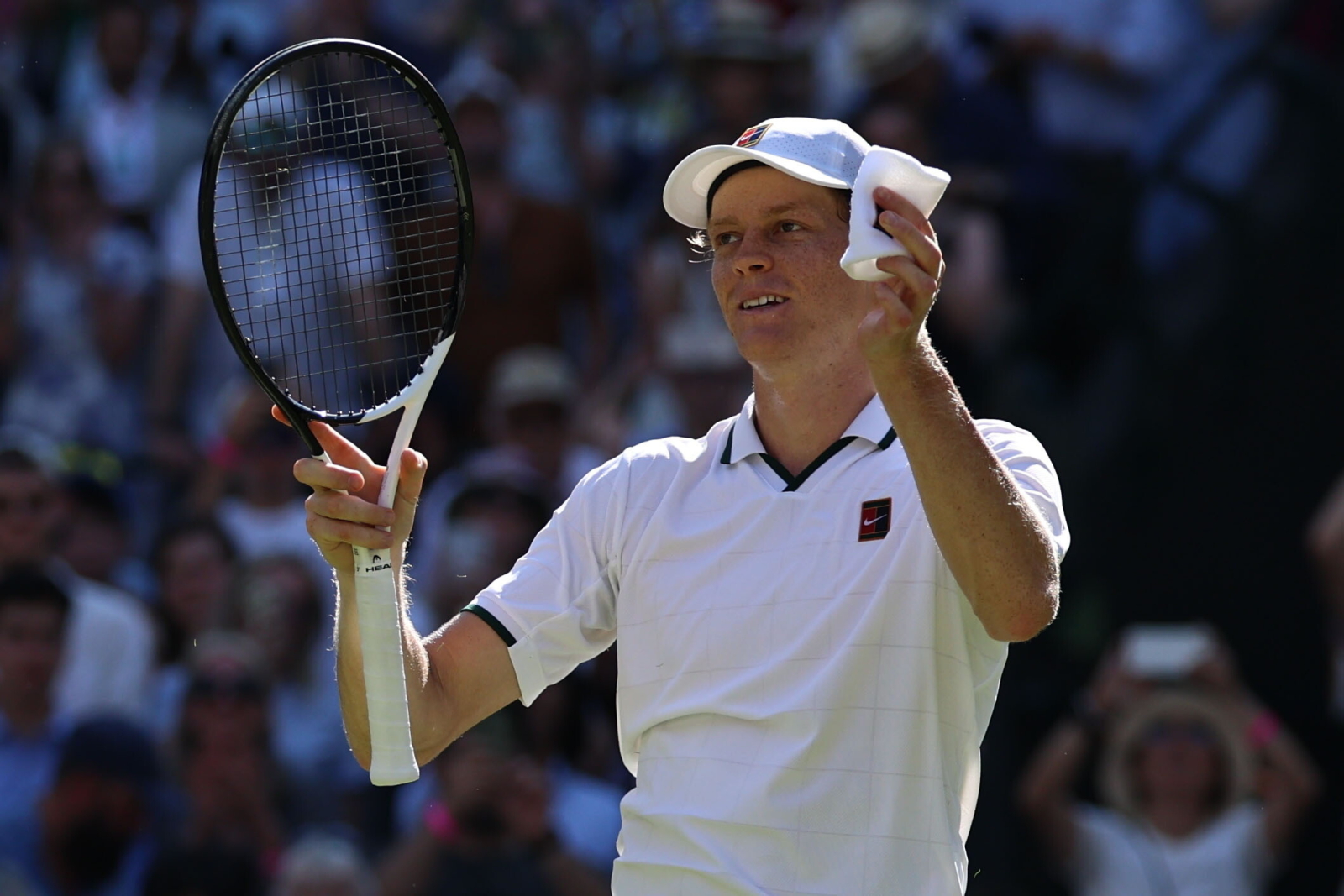 Sinner pokonał Brooksby'ego 6:4, 6:3, 6:4 i awansował do 1/8 finału Wimbledonu