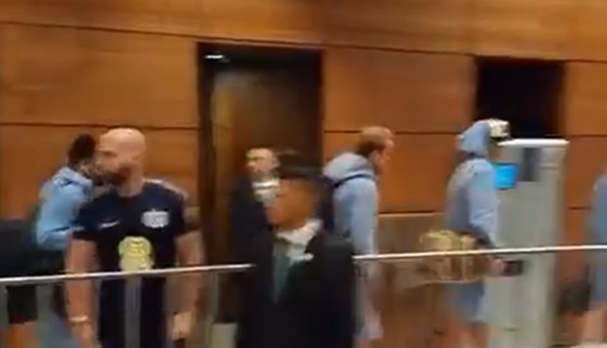 England's hotel location leaked — Mexican fans swarm the building