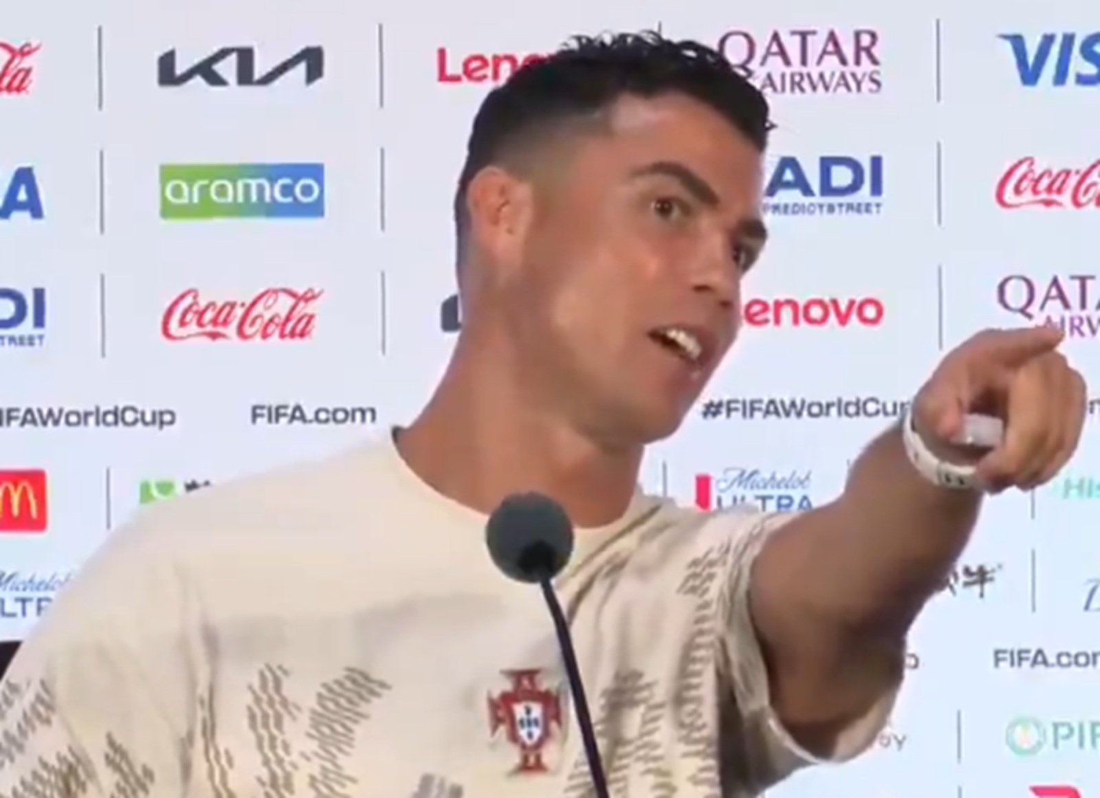 Ronaldo na konferencji przed meczem z Hiszpanią zaczepił brazylijskiego dziennikarza