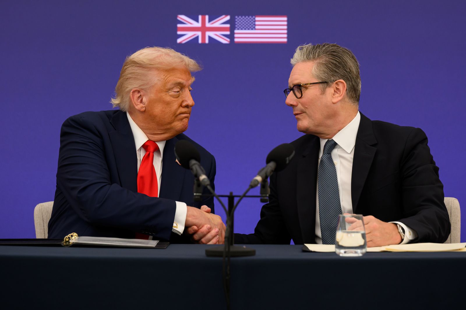 Nie tylko Trump. Kolejny polityk wywierał nacisk na FIFA