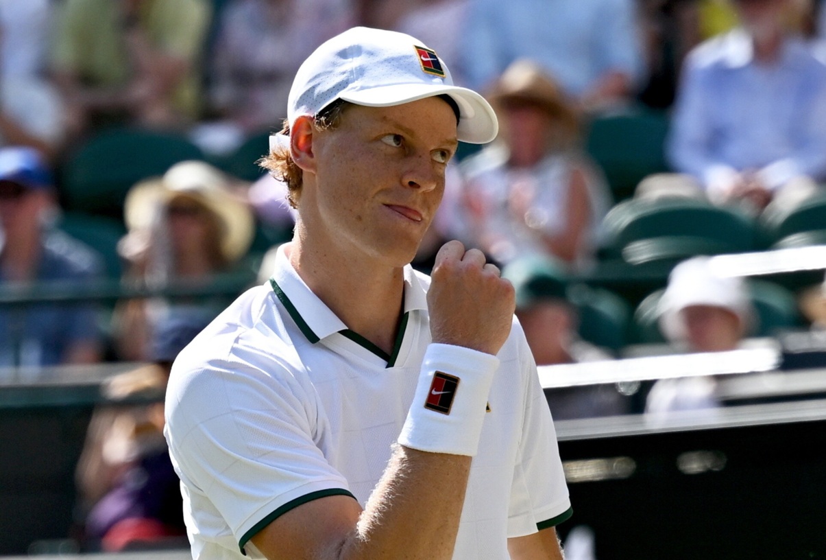 Lider rankingu dwa kroki od obrony tytułu w Wimbledonie.