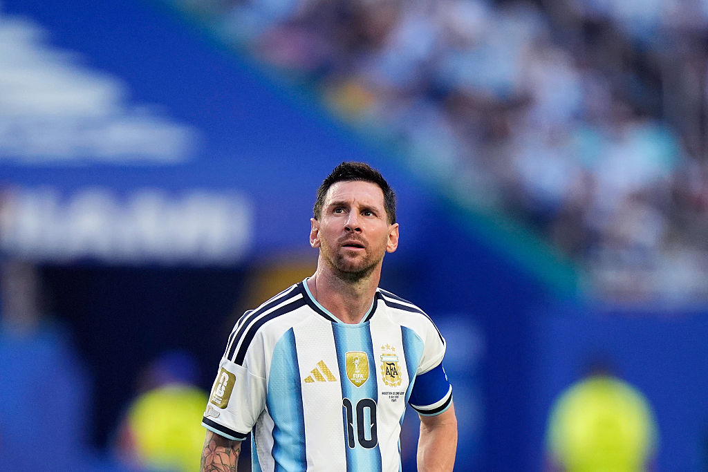 Kto królem strzelców? Messi, Mbappé, Haaland czy Kane. Faworyt bukmacherów