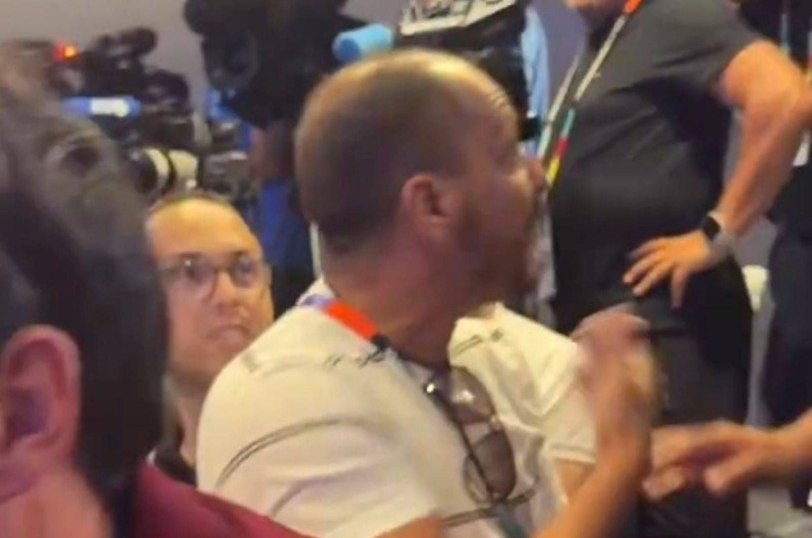 Brzydkie sceny na konferencji Maroka. "Dlaczego mnie bijesz?"