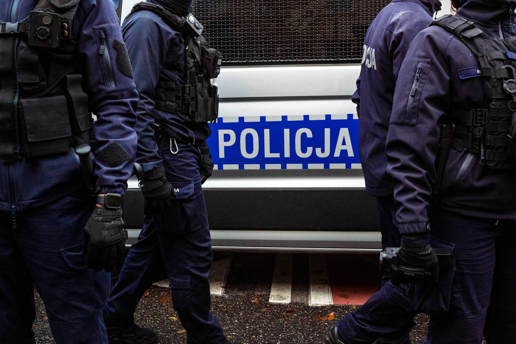 W pięciu zaatakowali 15-latka. Nie spodobała im się koszulka