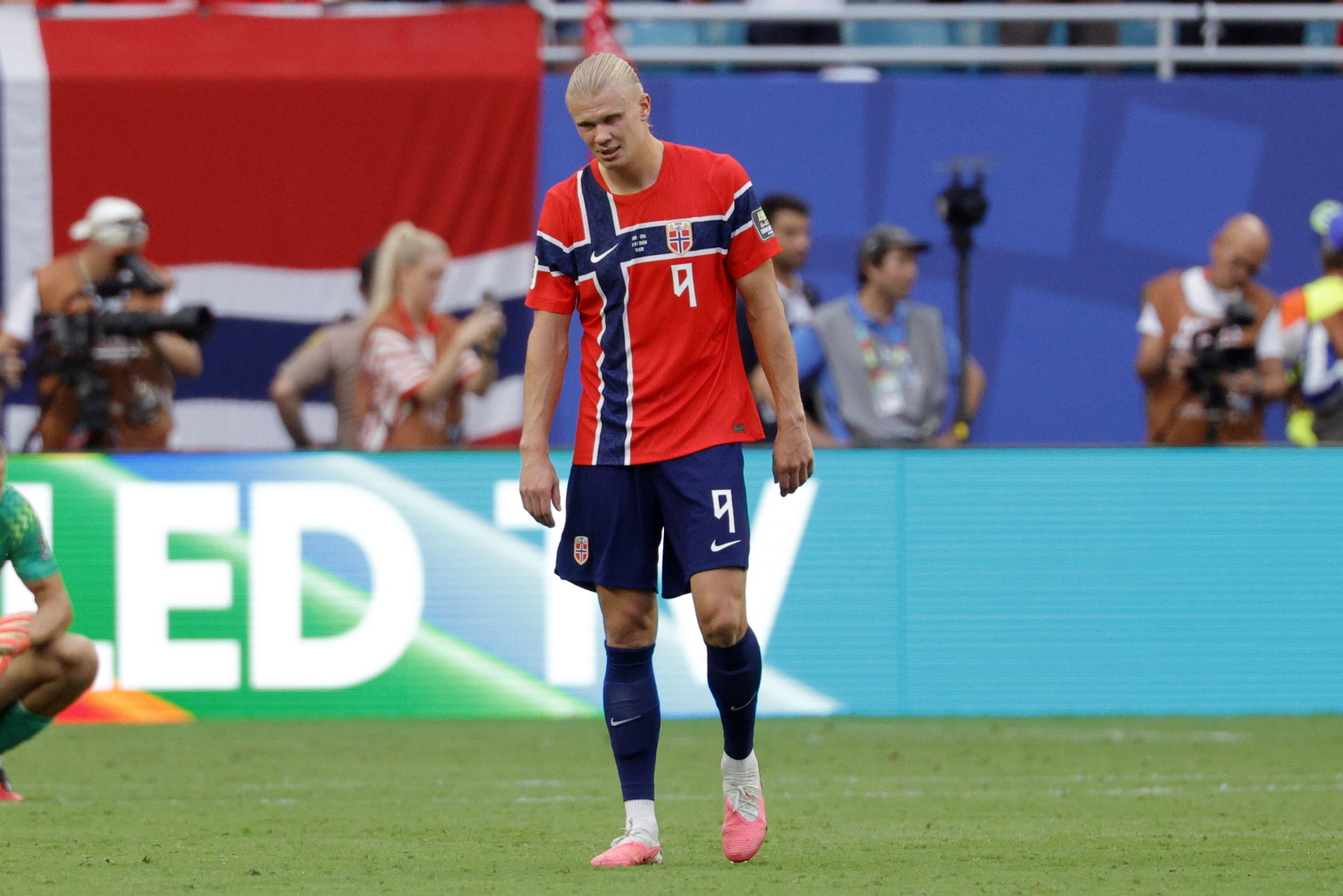 Haaland's 14-game scoring streak ends as England reach World Cup semis