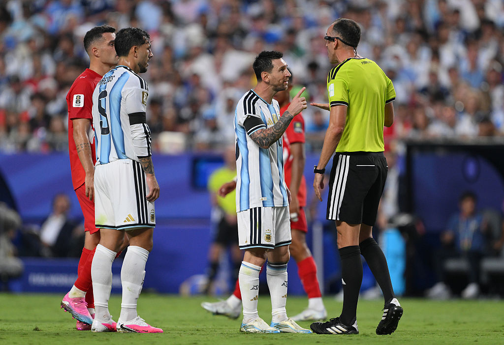 Messi starł się z sędzią w ćwierćfinale MŚ: „Nie okazuj mi braku szacunku"