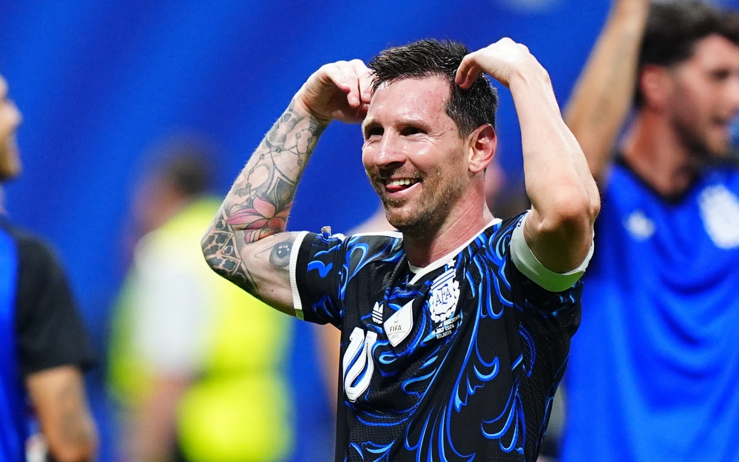 Messi in Cosmic Mode: Argentina Beat England 2-1 in World Cup Semi-Final