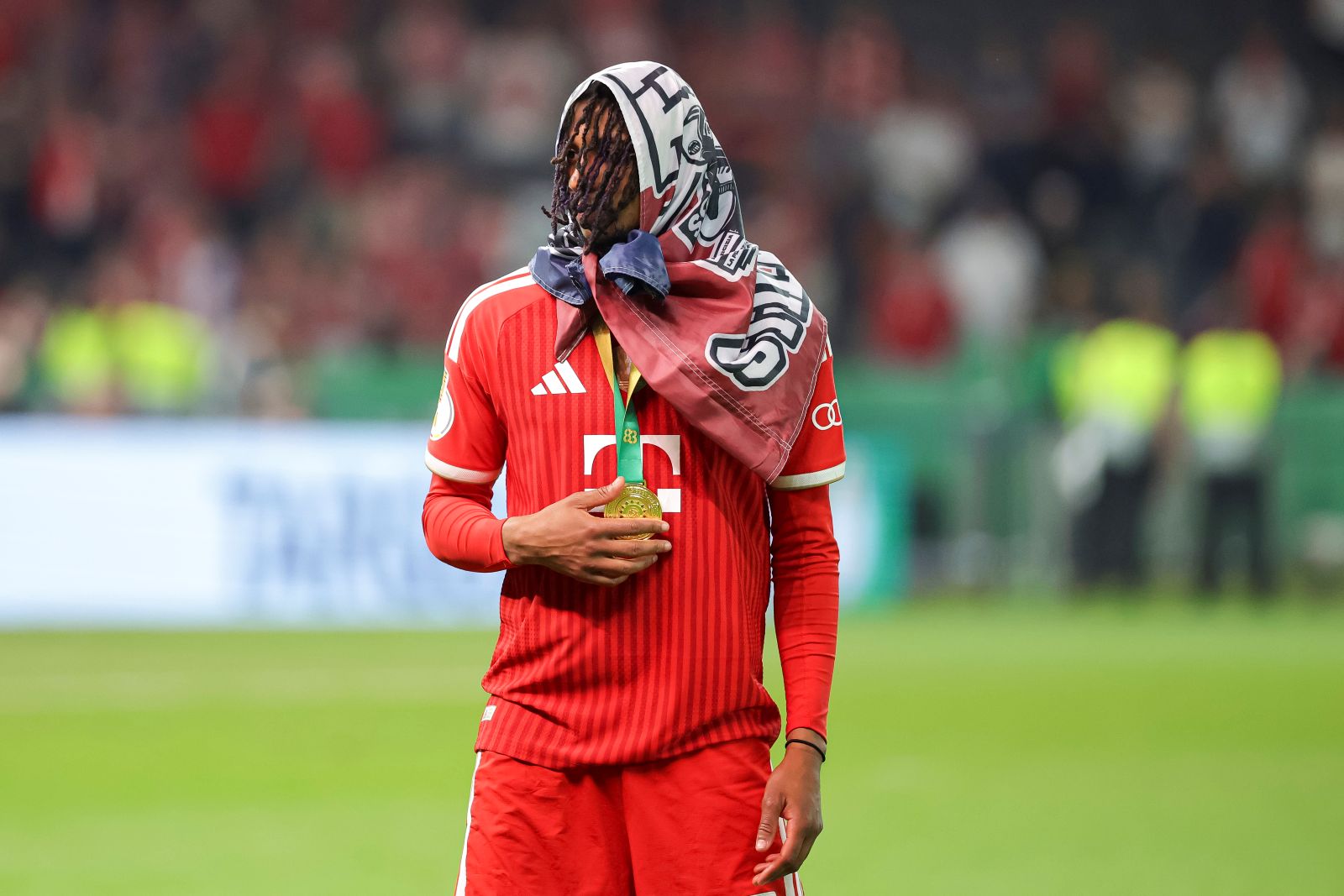 Schalke - Bayern: transmisja za darmo. Gdzie oglądać w TV i stream online?