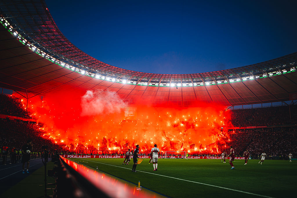 Są konsekwencje. Kary dla Bayernu i Stuttgartu