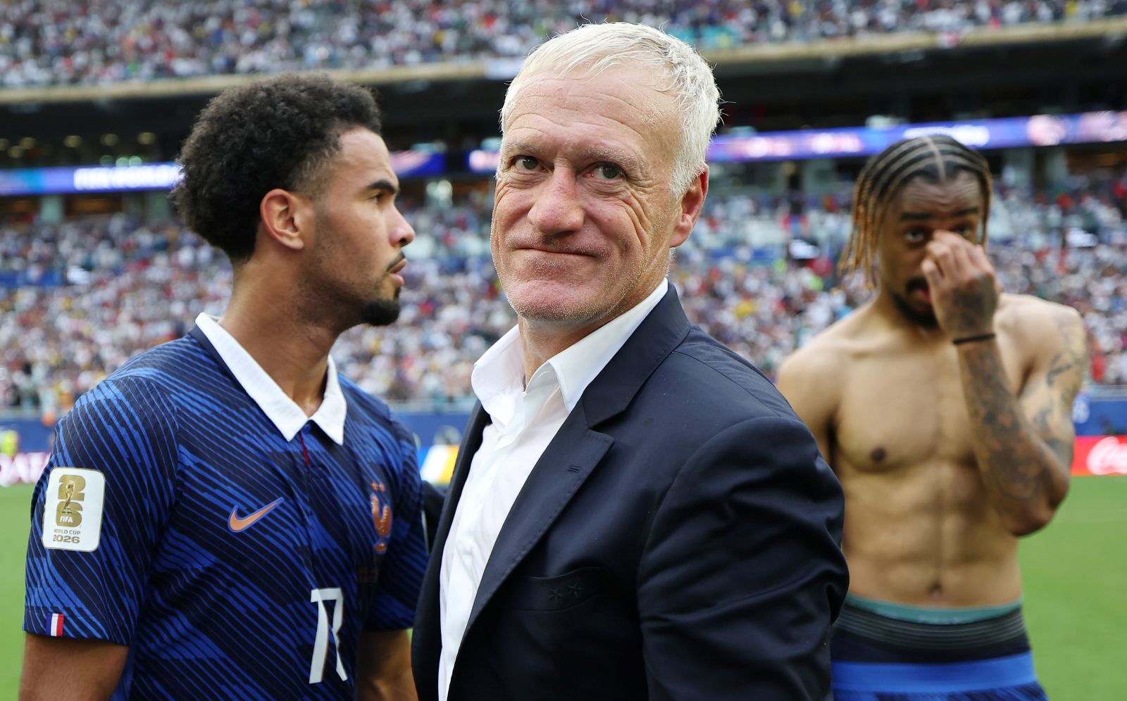 "Nauczyłeś nas". Napisali list pożegnalny do Deschampsa
