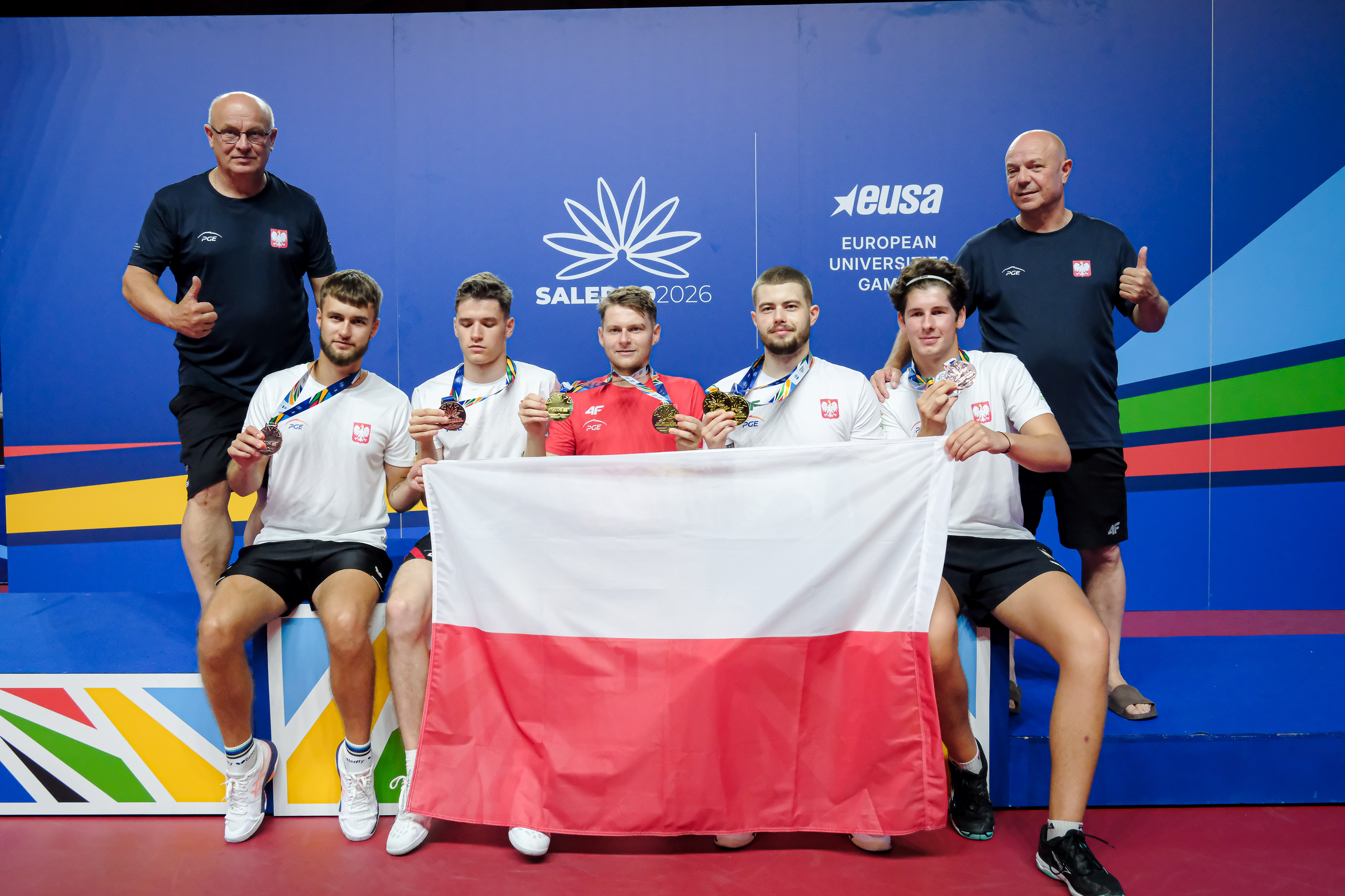 Ależ początek Polaków. Już osiem medali!