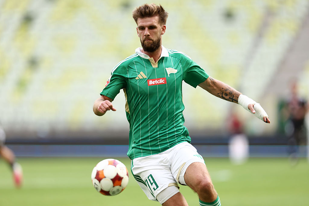 Lechia Gdańsk sprzedaje piłkarza. Nieoczywisty kierunek