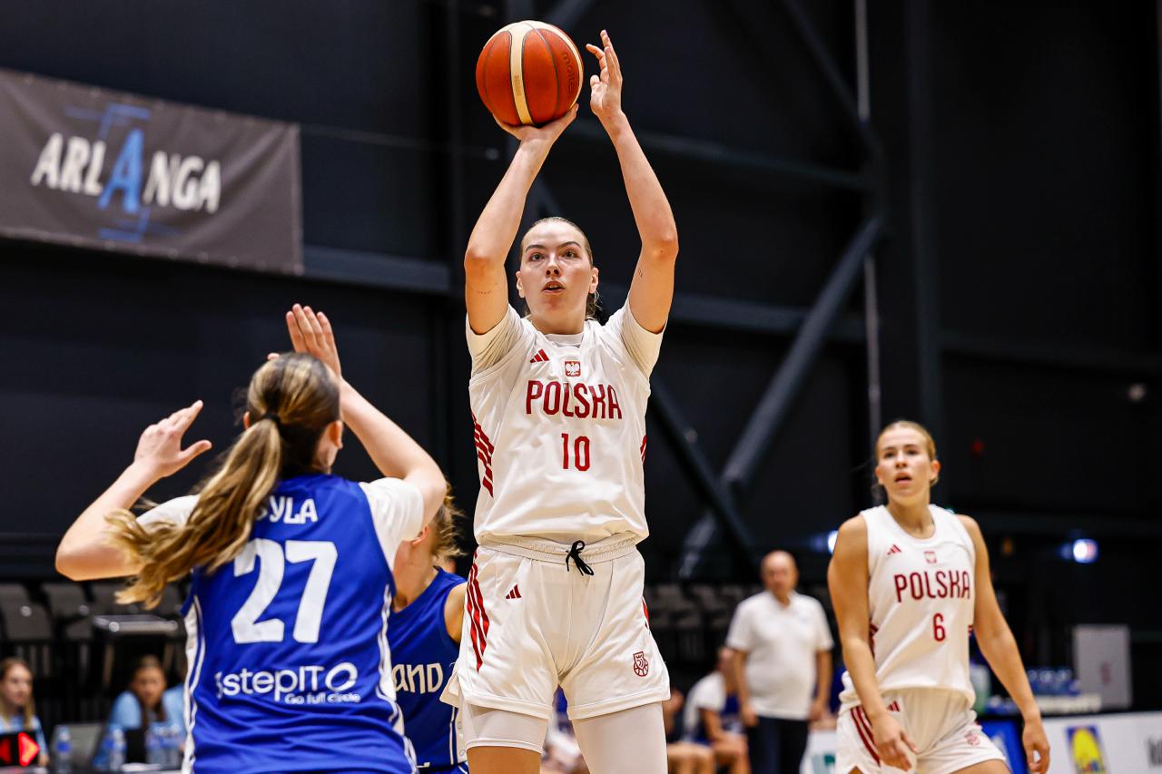 Polki przetrwały nawałnicę trójek. Cenna lekcja koszykarek