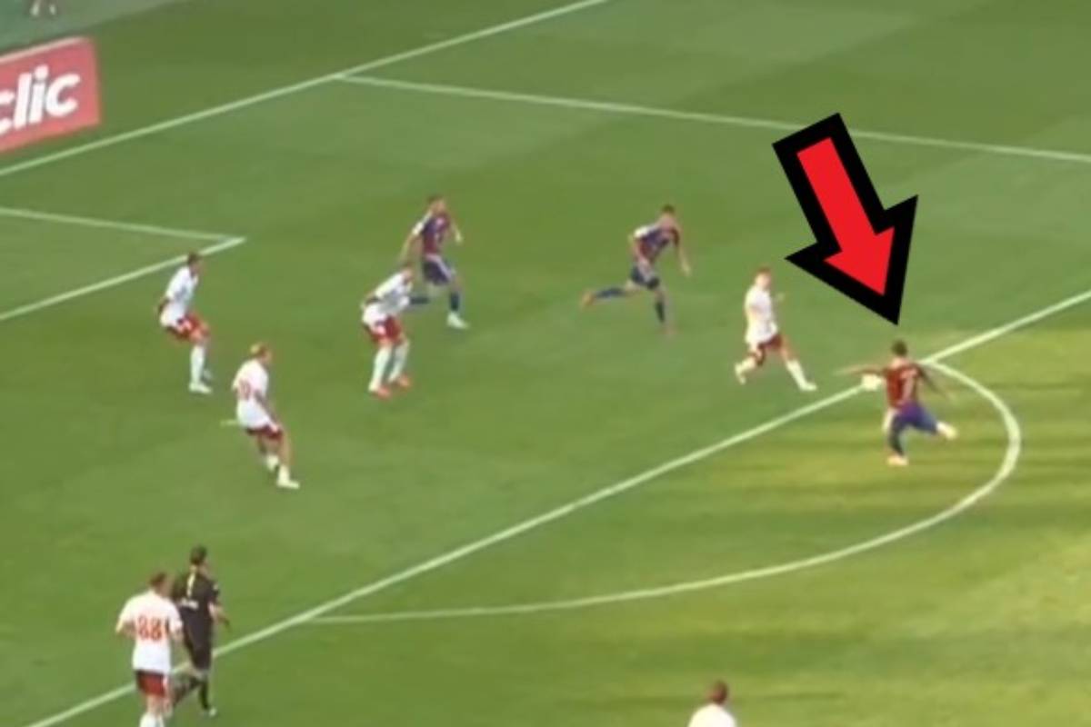 Szalona końcówka pierwszej połowy. Trzy minuty i trzy gole [WIDEO]