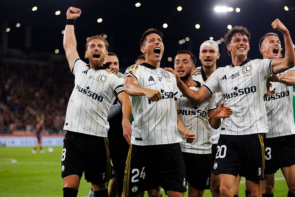 PKO Ekstraklasa: Legia liderem, koszmarny start Rakowa, zobacz tabelę