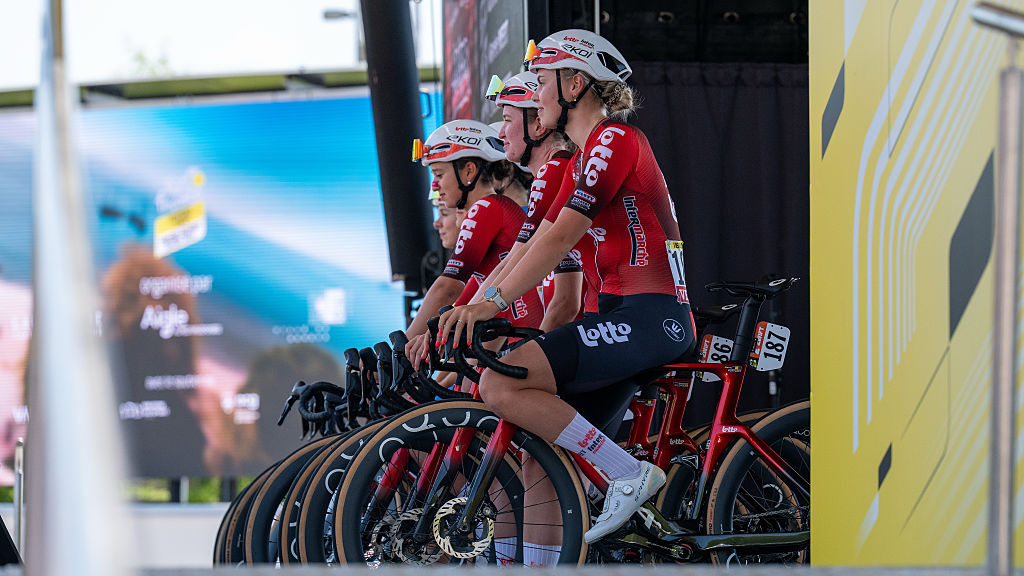 Gdzie oglądać 8. etap Tour de France kobiet? Czy będzie stream online?