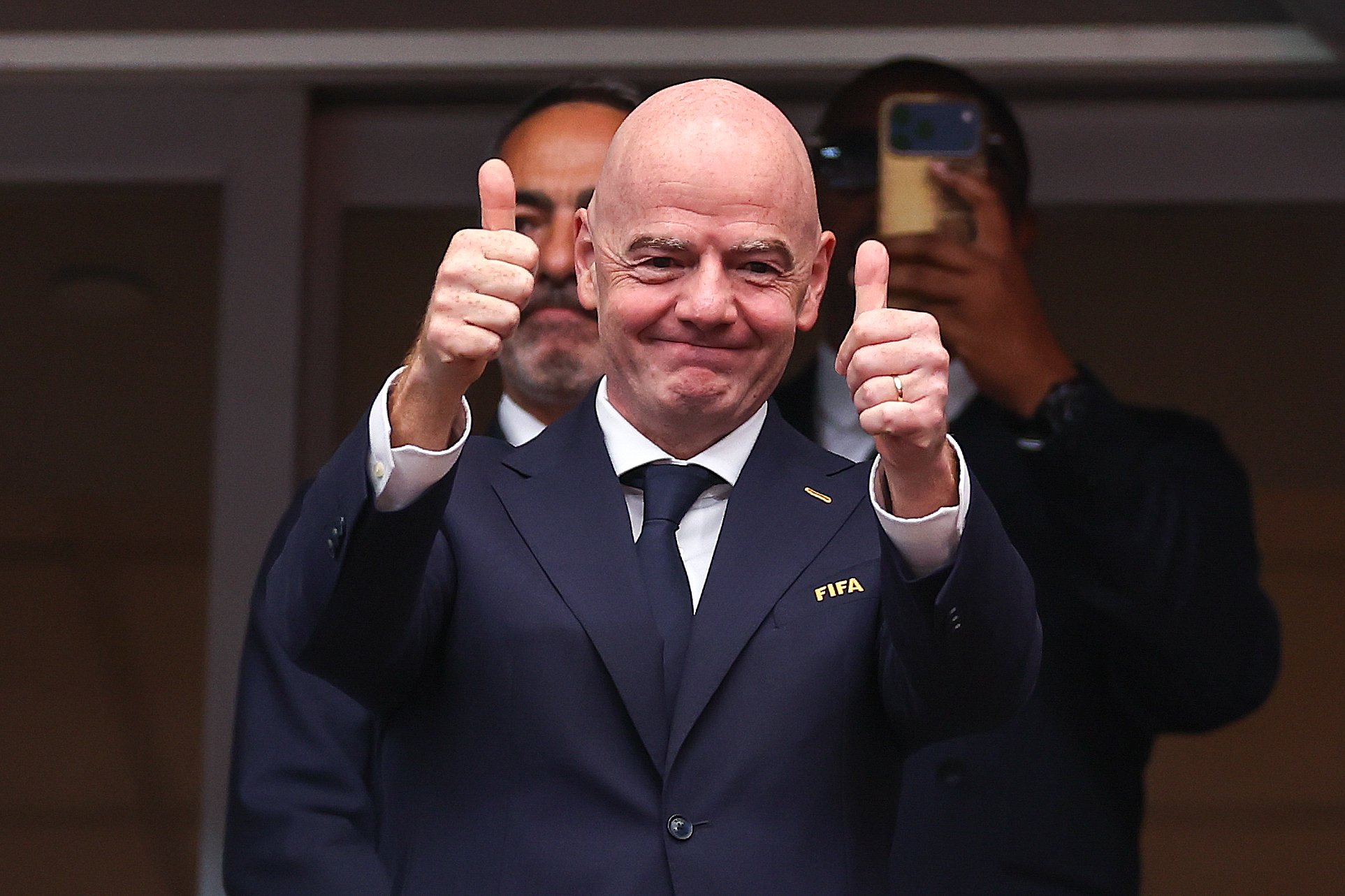 Pali mu się grunt pod nogami. Infantino zwołuje posiedzenie kryzysowe