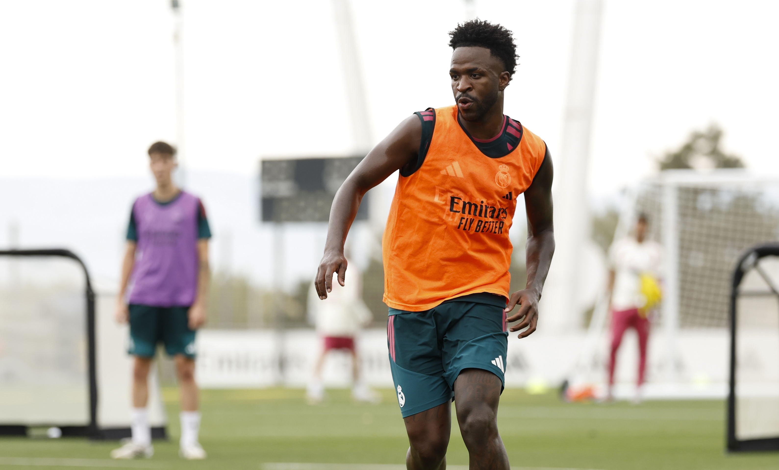 Vinicius turns down €22m-a-year Real Madrid offer — Arsenal on standby