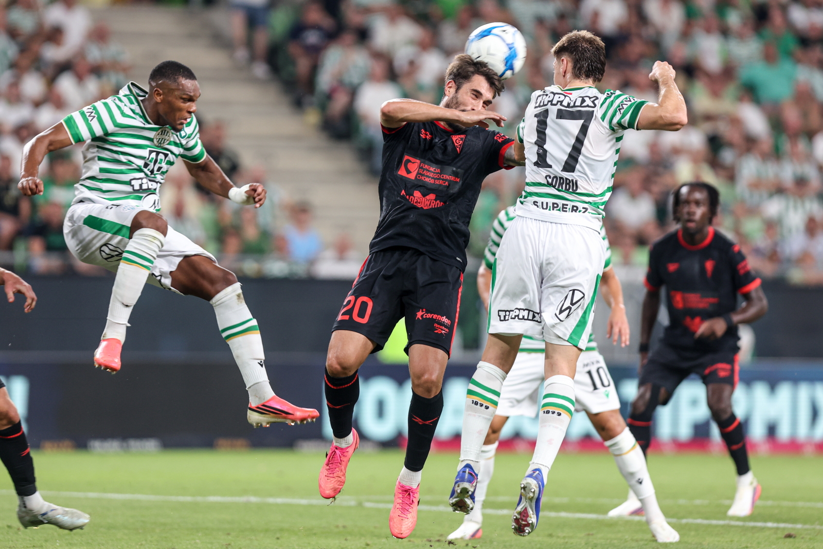 Górnik Zabrze przegrał 0:1 z Ferencvárosem, ale dał nadzieję przed rewanżem