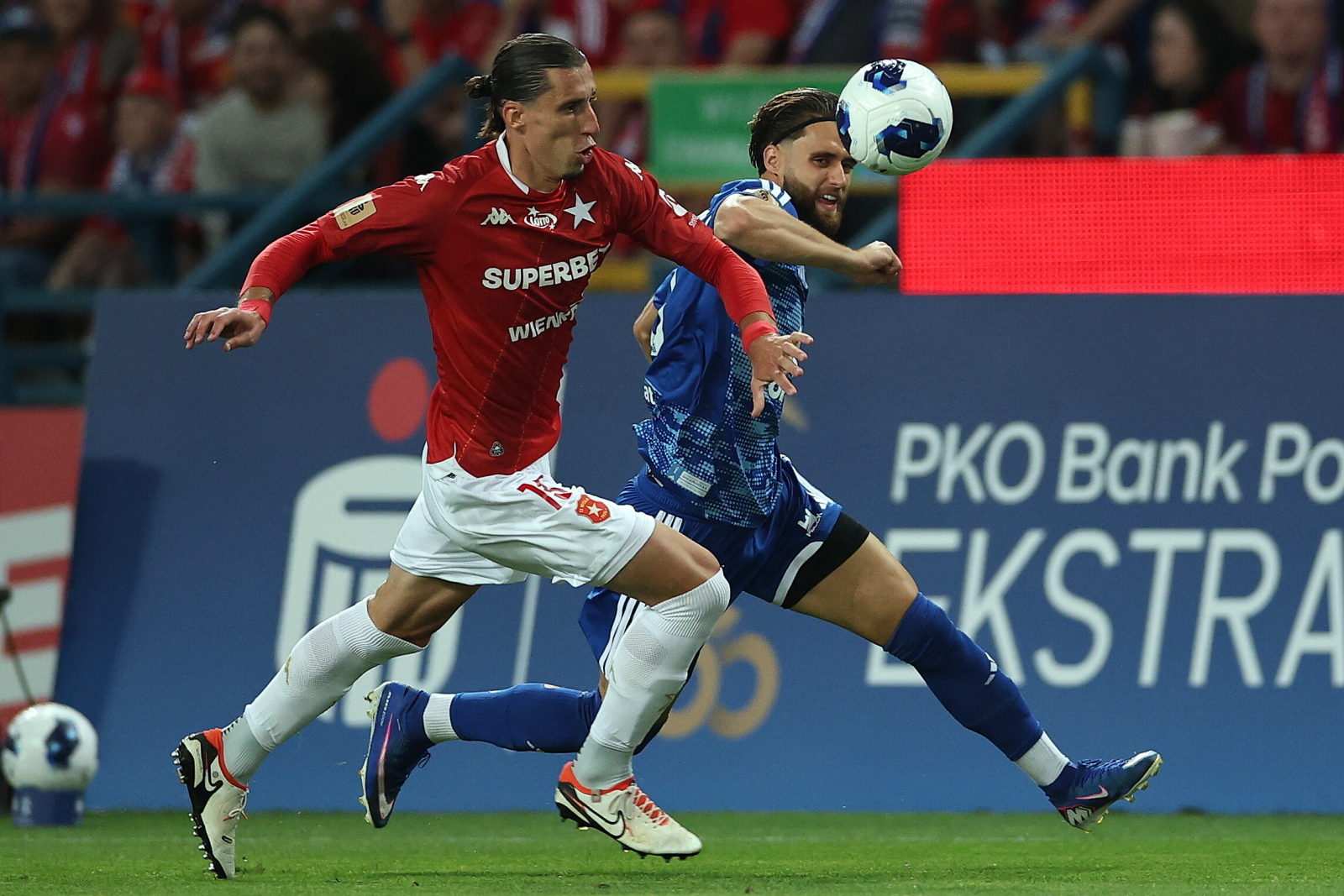 PKO Ekstraklasa. Gdzie oglądać mecz Górnik Zabrze - Wisła Kraków? Jaki kanał? O której?