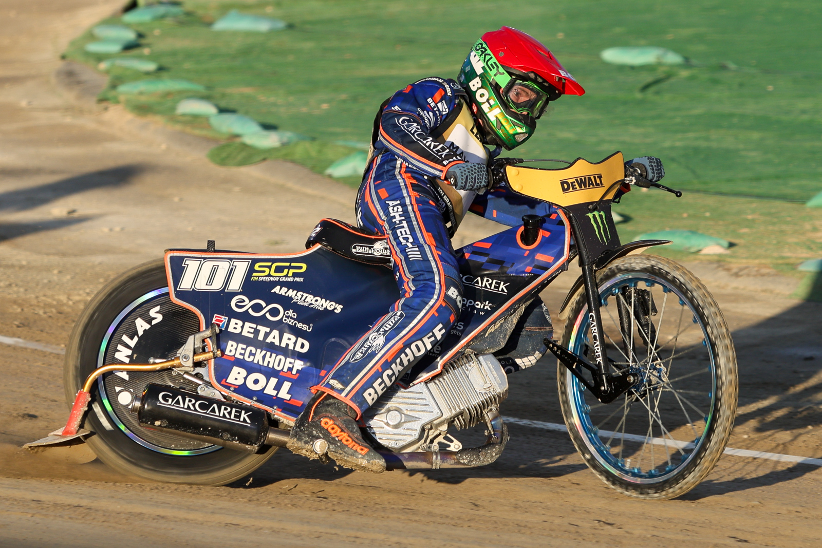 Żużel. Kurtz i Lambert już odrabiają straty do Zmarzlika! Oto lista startowa Grand Prix Danii