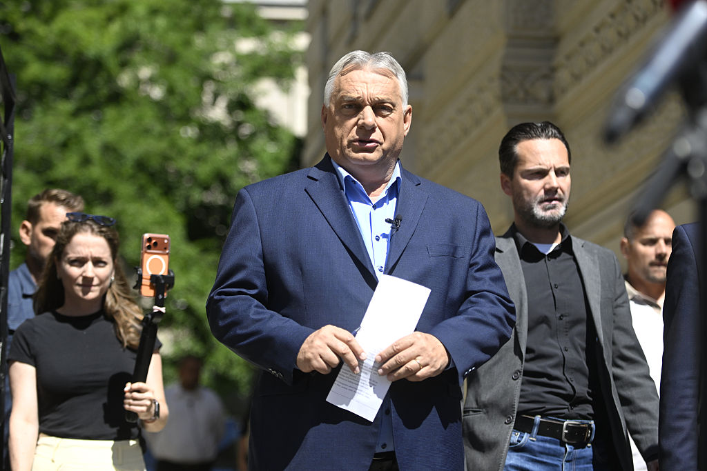 Szokujące doniesienia. Orban prezydentem FIFA?